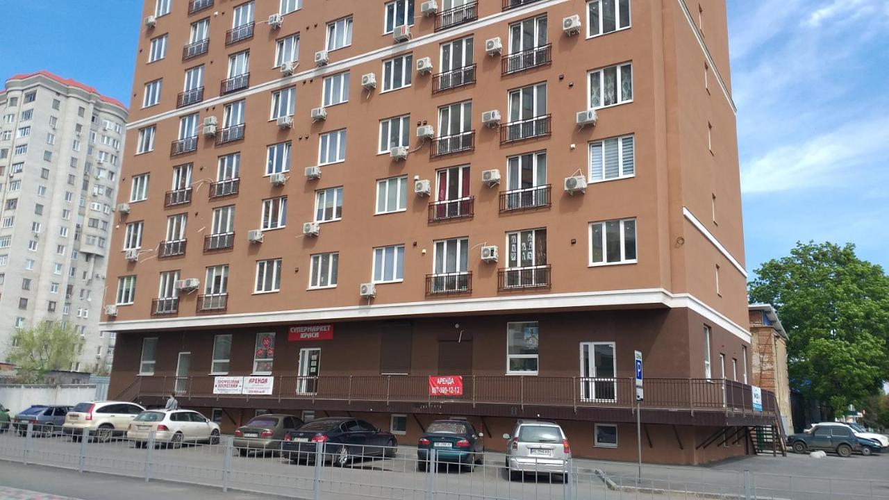 Белая Студия Вокзал Харьков-Пассажирский Extérieur photo